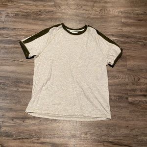 Banana Republic T-Shirt